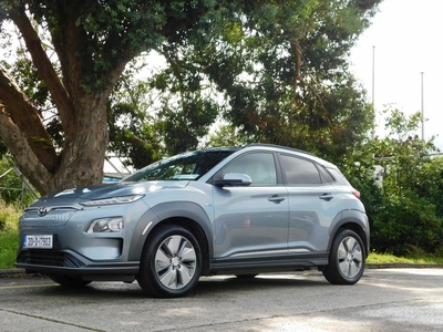 2020 - Hyundai KONA Manual