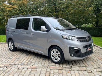 2020 - Vauxhall Vivaro Manual