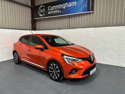 2021 - Renault Clio Manual