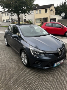 2021 - Renault Clio Manual