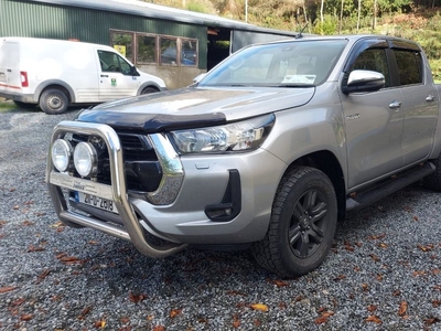 2021 - Toyota Hilux Manual