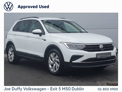 2021 - Volkswagen Tiguan Manual