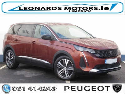 2022 - Peugeot 5008 Manual