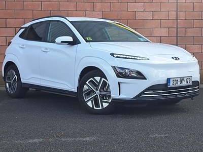 2023 - Hyundai KONA Automatic