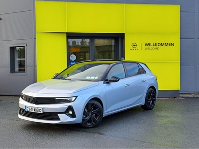 2023 - Opel Astra Automatic