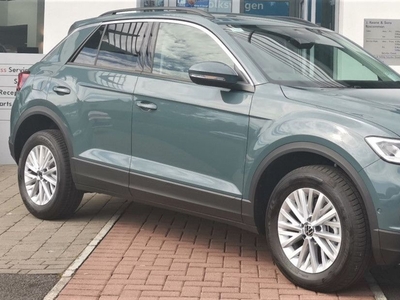 2023 - Volkswagen T-Roc Manual