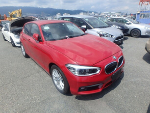 BMW 1 SERIES