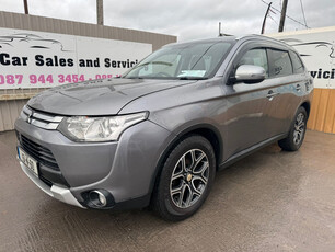 MITSUBISHI OUTLANDER