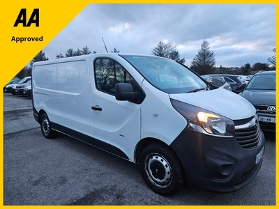 2016 (162) Opel Vivaro