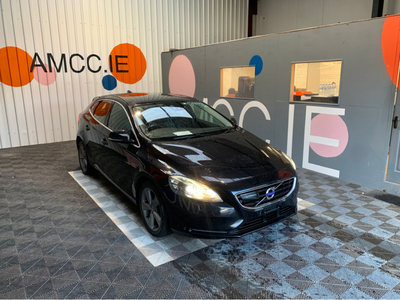 2014 (141) Volvo V40