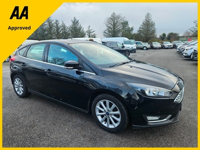 2016 (161) Ford Focus