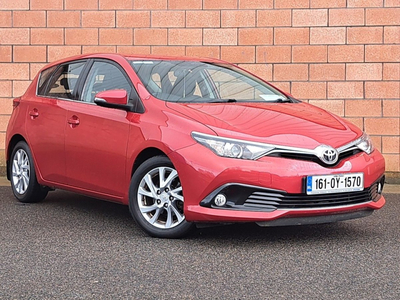 2016 (161) Toyota Auris