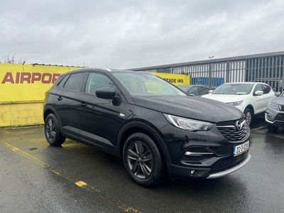 2021 (212) Opel Grandland X