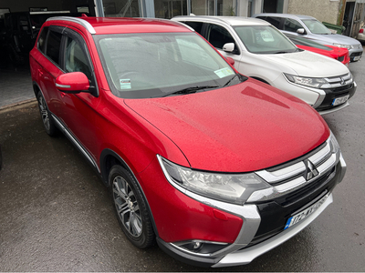 MITSUBISHI OUTLANDER