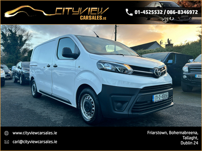 TOYOTA PROACE