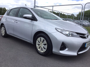 2013 (131) Toyota Auris