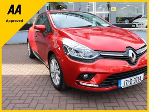 2017 (171) Renault Clio