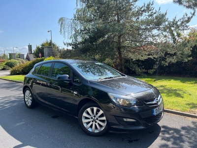 2013 - Opel Astra Manual