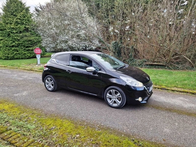 2014 - Peugeot 208 Automatic