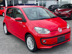 VOLKSWAGEN UP!