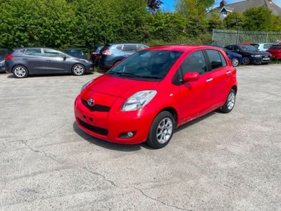 2011 - Toyota Yaris ---