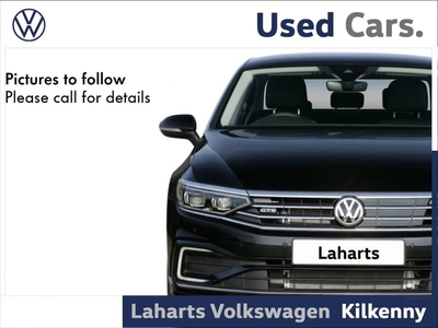 2018 - Volkswagen Passat Manual