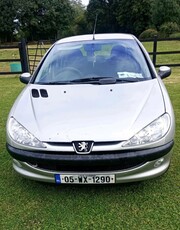 2005 - Peugeot 206 Manual