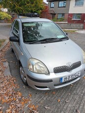 2005 - Toyota Yaris ---