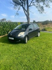 2006 - Toyota Yaris Manual