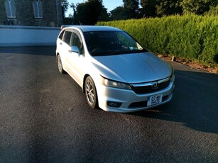 2007 - Honda Stream ---