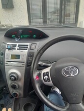 2007 - Toyota Yaris Manual