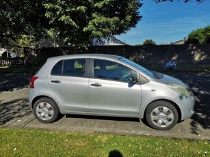 2007 - Toyota Yaris Manual