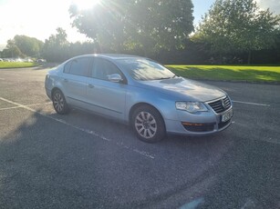 2007 - Volkswagen Passat Manual