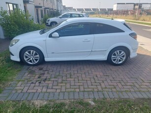 2008 - Opel Astra Manual