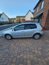 2008 - Volkswagen Golf ---