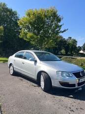 2008 - Volkswagen Passat ---