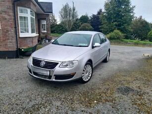 2008 - Volkswagen Passat ---