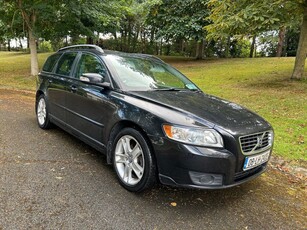 2008 - Volvo V50 Manual