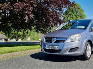 2009 - Vauxhall Zafira ---