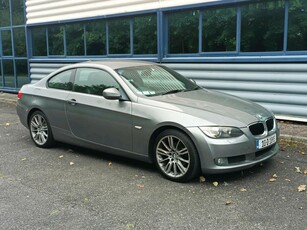 2010 - BMW 3-Series Manual