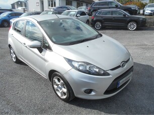 2010 - Ford Fiesta Manual