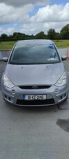 2010 - Ford S-Max ---