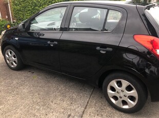 2010 - Hyundai i20 ---