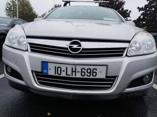 2010 - Opel Astra Manual