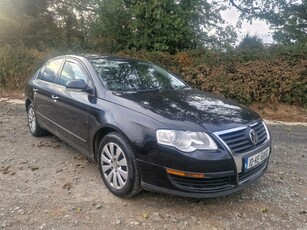 2010 - Volkswagen Passat ---