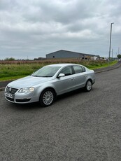 2010 - Volkswagen Passat Manual