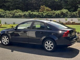 2010 - Volvo S40 ---