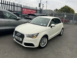 2011 - Audi A1 Manual