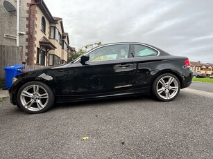 2011 - BMW 1-Series Manual