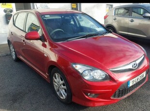 2011 - Hyundai i30 Manual